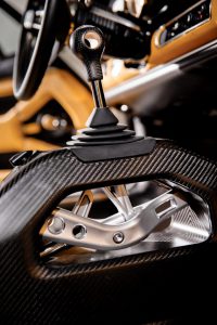 494dee32-singer_dls_41