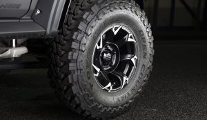 575b1bf8-suzuki-jimny-black-bison-wald-5