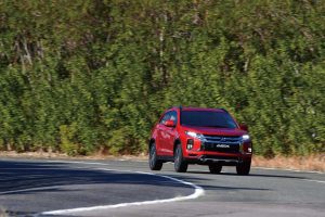 756b2bbf-2020-mitsubishi-asx-21