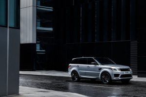 7b9268d6-2019-range-rover-sport-hst-50