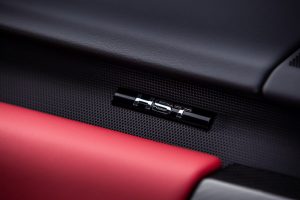 80c3d237-2019-range-rover-sport-hst-04