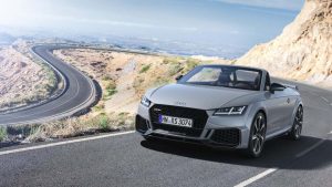 87127a3c-2020-audi-tt-rs-11