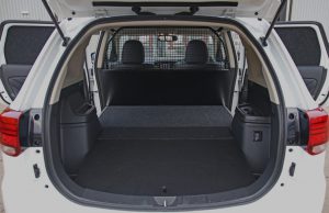 9823472b-2019-mitsubishi-outlander-phev-commercial-5