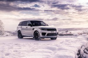 9f219e38-2019-range-rover-sport-hst-39