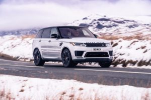 a3ba5b34-2019-range-rover-sport-hst-24
