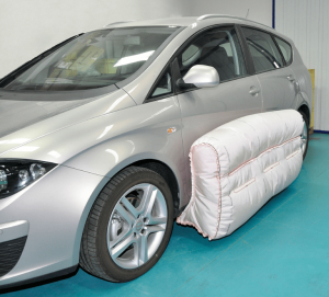 b03dfbb6-zf-external-airbags-3