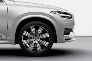 c169b5da-2020-volvo-xc90-facelift-unveiled-30