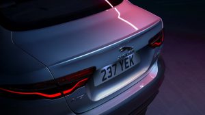 e9c7f398-2020-jaguar-xe-facelift-1