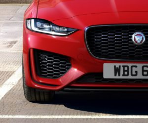ea003d5b-2020-jaguar-xe-facelift-52