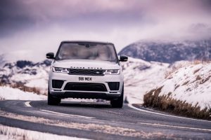 edd0880e-2019-range-rover-sport-hst-18