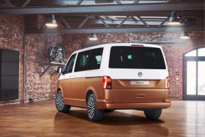 f8cf3856-2019-vw-multivan-6.1-2