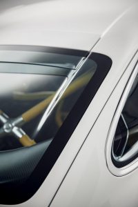 ff60fcea-singer_dls_77