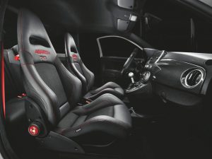 2a052cb4-abarth-595-esseesse-1