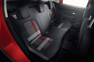 456b756b-dacia-launches-limited-edition-models-geneva-16