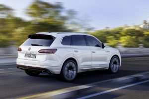 48895fff-vw-touareg-wins-german-design-award-16
