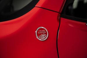 95eeacd3-2019-jeep-renegade-phev-5