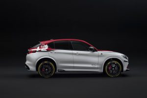 dba7c6d2-alfa-romeo-giulia-stelvio-qv-racing-28