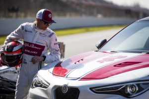 eec91a36-alfa-romeo-giulia-stelvio-qv-racing-19