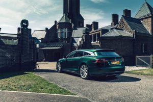 tesla-model-s-shooting-brake-remetzcar-12