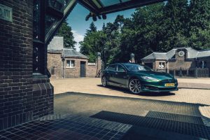 tesla-model-s-shooting-brake-remetzcar-17