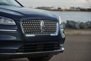 030673b7-2020-lincoln-corsair-13