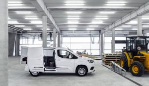0f6748c3-2020-toyota-proace-city-47