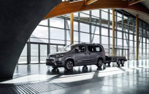 33ba4d8f-2020-toyota-proace-city-verso-9