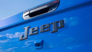 571e367c-jeep-j6-concept-3