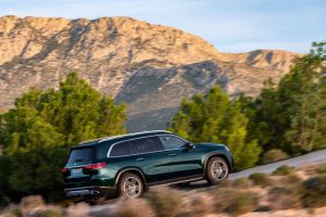 59c5bbe7-2020-mercedes-benz-gls-63