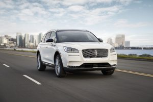 5c9ee024-2020-lincoln-corsair-11