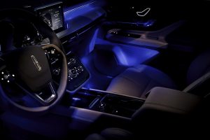 709210d8-2020-lincoln-corsair-42