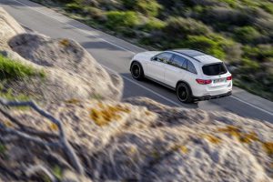 7967c4e6-2020-mercedes-amg-glc-63-coupe10