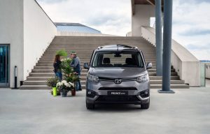 941f9e98-2020-toyota-proace-city-verso-21