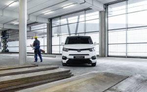 a315e6ed-2020-toyota-proace-city-33