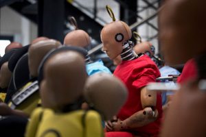 11467c97-mercedes-experimental-safety-vehicle-10