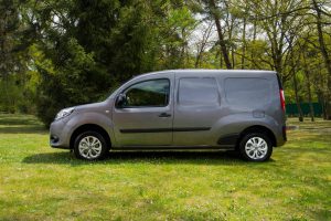 1c098f81-nissan-nv250-l2-van-14