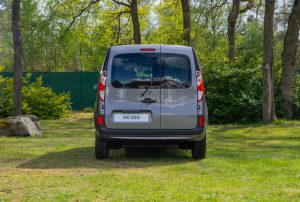 391a081b-nissan-nv250-l2-van-15