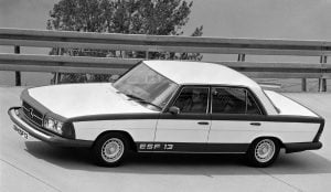 44235d03-mercedes-experimental-safety-vehicle-60