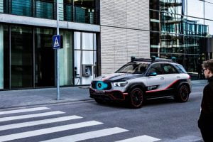 4505f8c8-mercedes-experimental-safety-vehicle-45