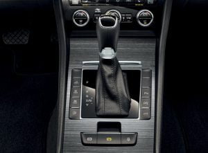 45620a99-2020-skoda-superb-iv-phev-11