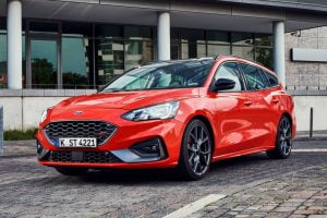 45973d6d-2019my-ford-focus-st-wagon-11