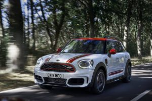 46a6fdfd-mini-jcw-countryman-1