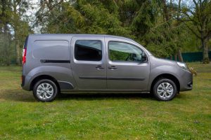 49dc1187-nissan-nv250-l2-van-18