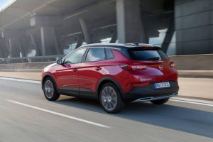 49e0900e-2020-opel-grandland-x-hybrid4-7