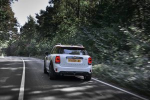 4af490cb-mini-jcw-countryman-9