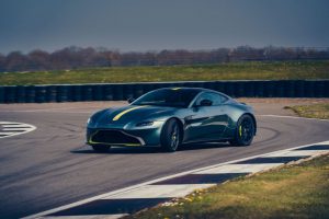 5400d05e-aston-martin-vantage-amr-10
