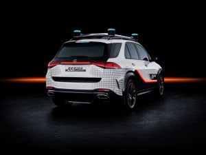 5a0cc39d-mercedes-experimental-safety-vehicle-24