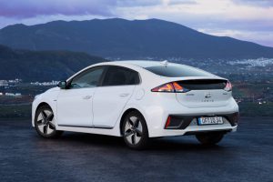 76dbd6f8-2020-hyundai-ioniq-hybrid-7
