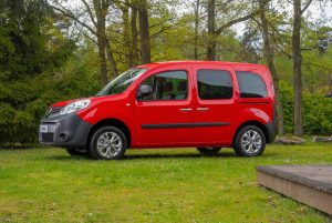 78c86a10-nissan-nv250-m1-passenger-van-16