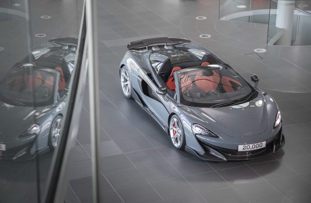 9d57e133-mclaren-600lt-spider-milestone-1